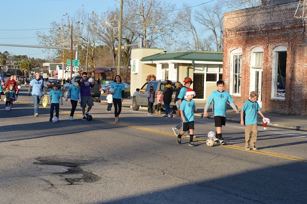 soccer team 2018 Christmas Parade