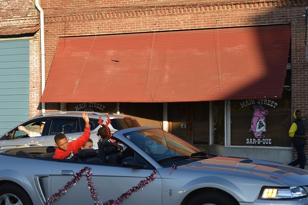 Children in 2018 Christmas Parade